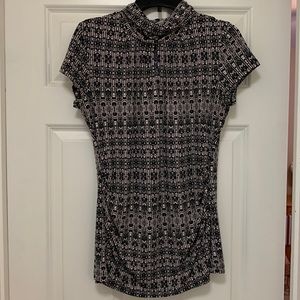 NWOT New York & Company Patterned Shirt. Size M